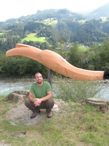 Kunstwerk "Im Fluss - die Kraft des Elements"