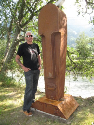 Kunstwerk "Kunstflusswächter"
